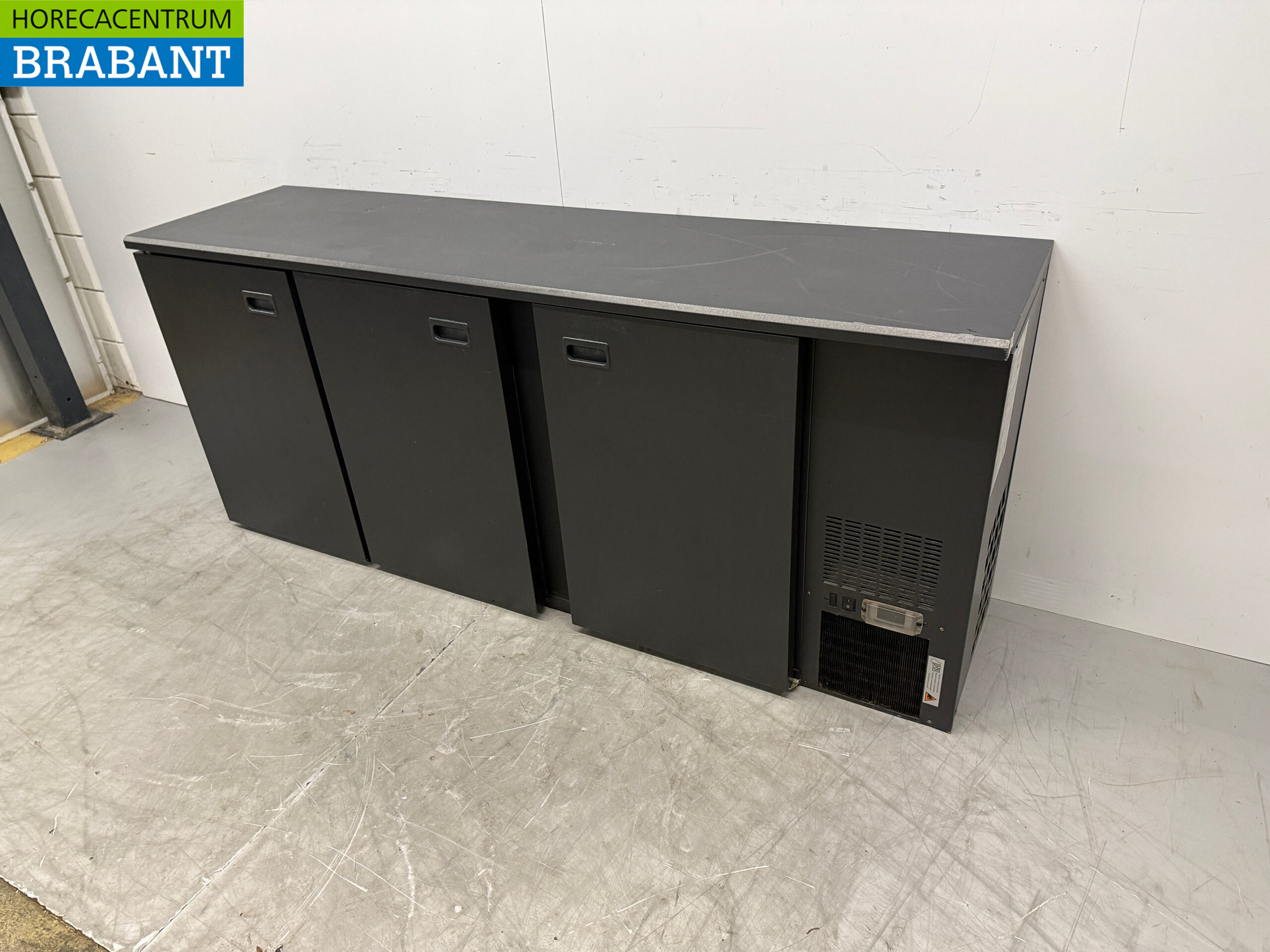 Gamko Bar Kühlbox 3 Türen 200 cm 230V Horeca – Bild 2