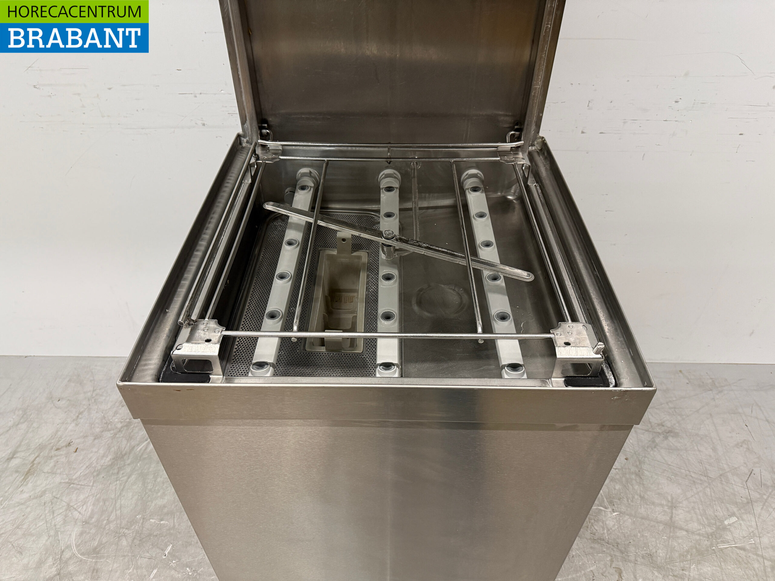 Edelstahl Winterhalter GS502 Durchschubspülmaschine mit Ablaufpumpe und Seifenpumpen 400V Horeca – Bild 4