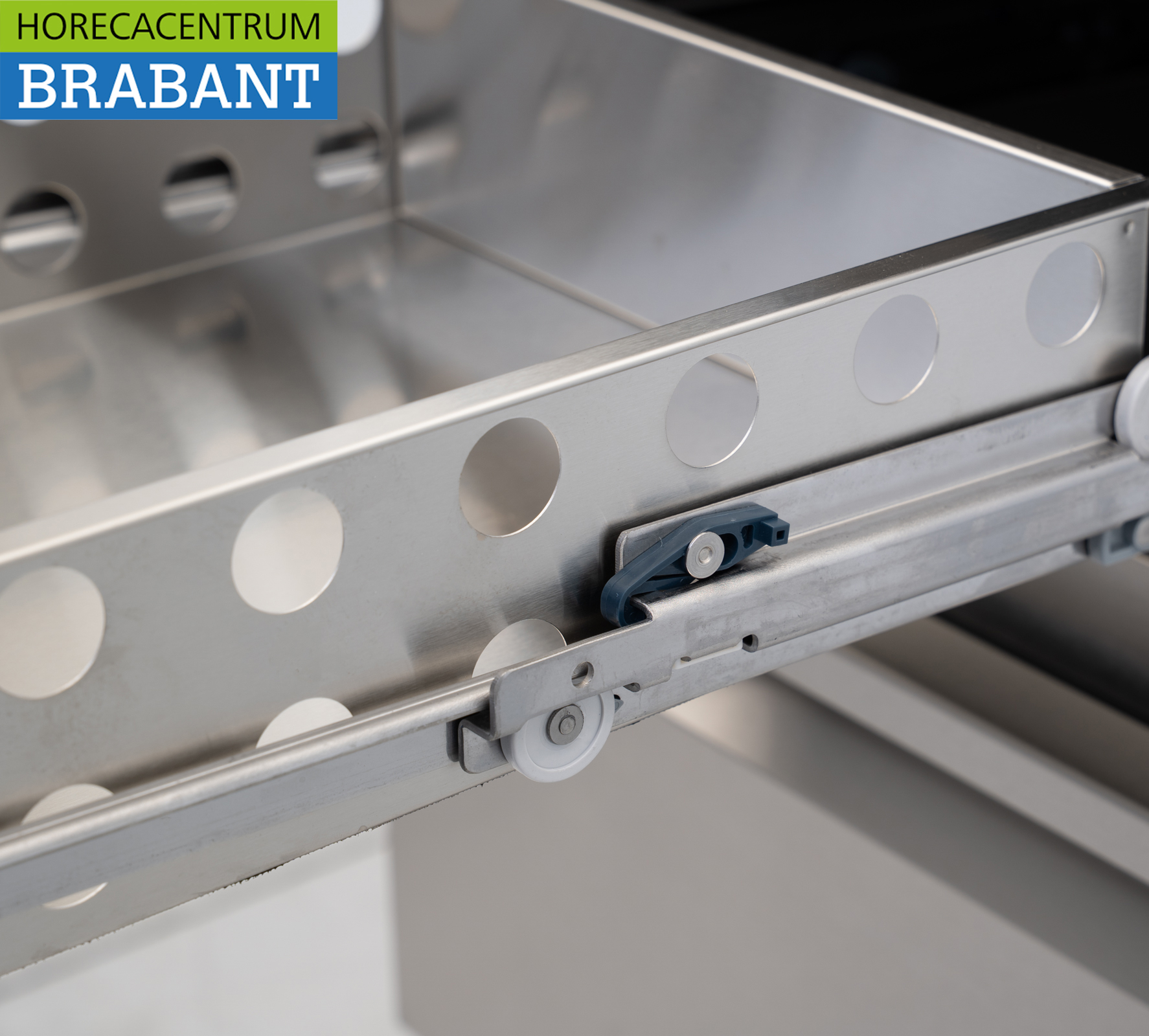 HCB Edelstahl-Kühlwerkbank 2 Schubladen 1/1 GN 43,5 cm 230V Horeca – Bild 6