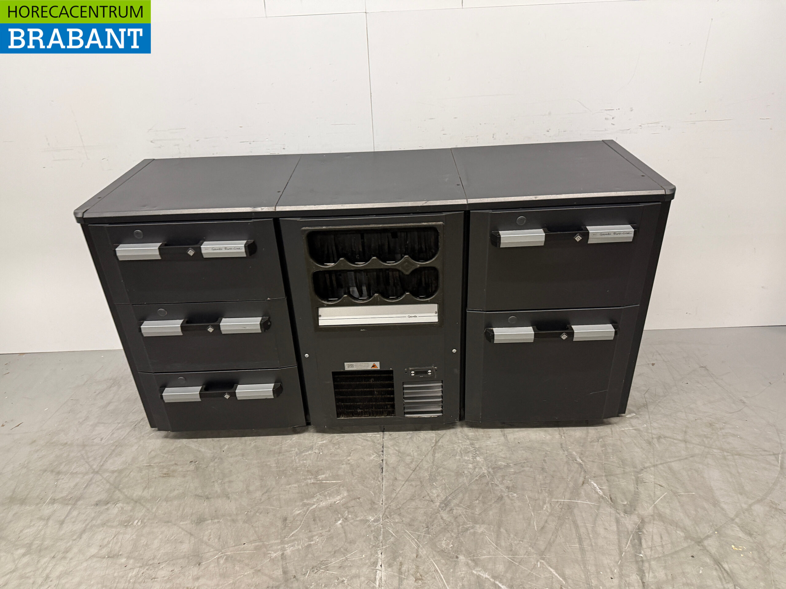 Gamko Bar-Kühlschrank mit Flaschennest und 5 Schubladen 170,5 cm 230V Horeca