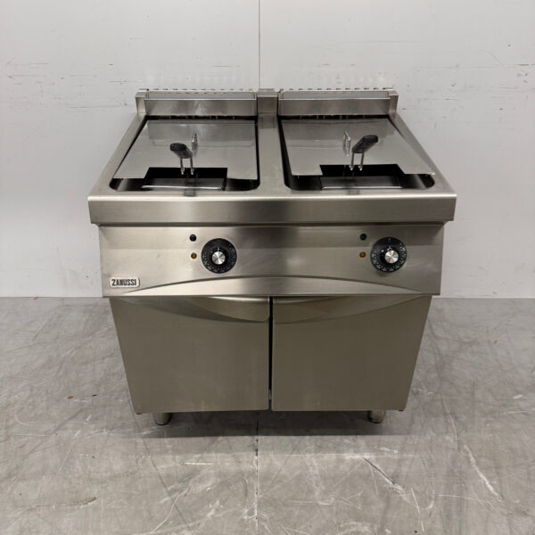Edelstahl Zanussi Doppelfritteuse 2 x 14 Liter 400V Horeca