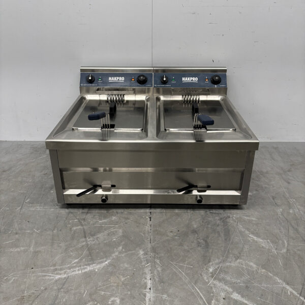 Hakpro Fritteuse aus Edelstahl 2 x 12 Liter 2 x 400V Horeca