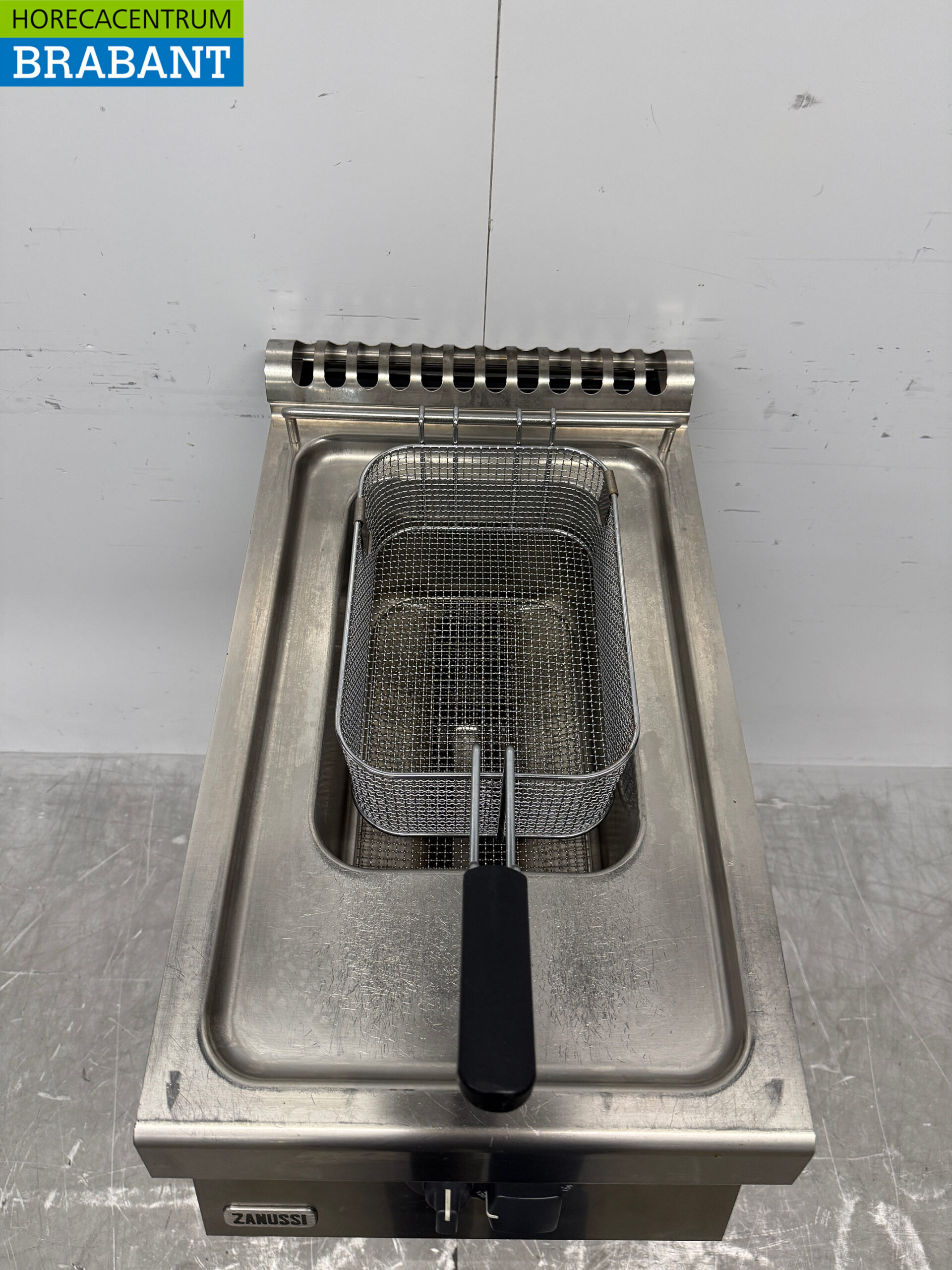 Edelstahl Zanussi Fritteuse 14 Liter GAS Catering – Bild 4