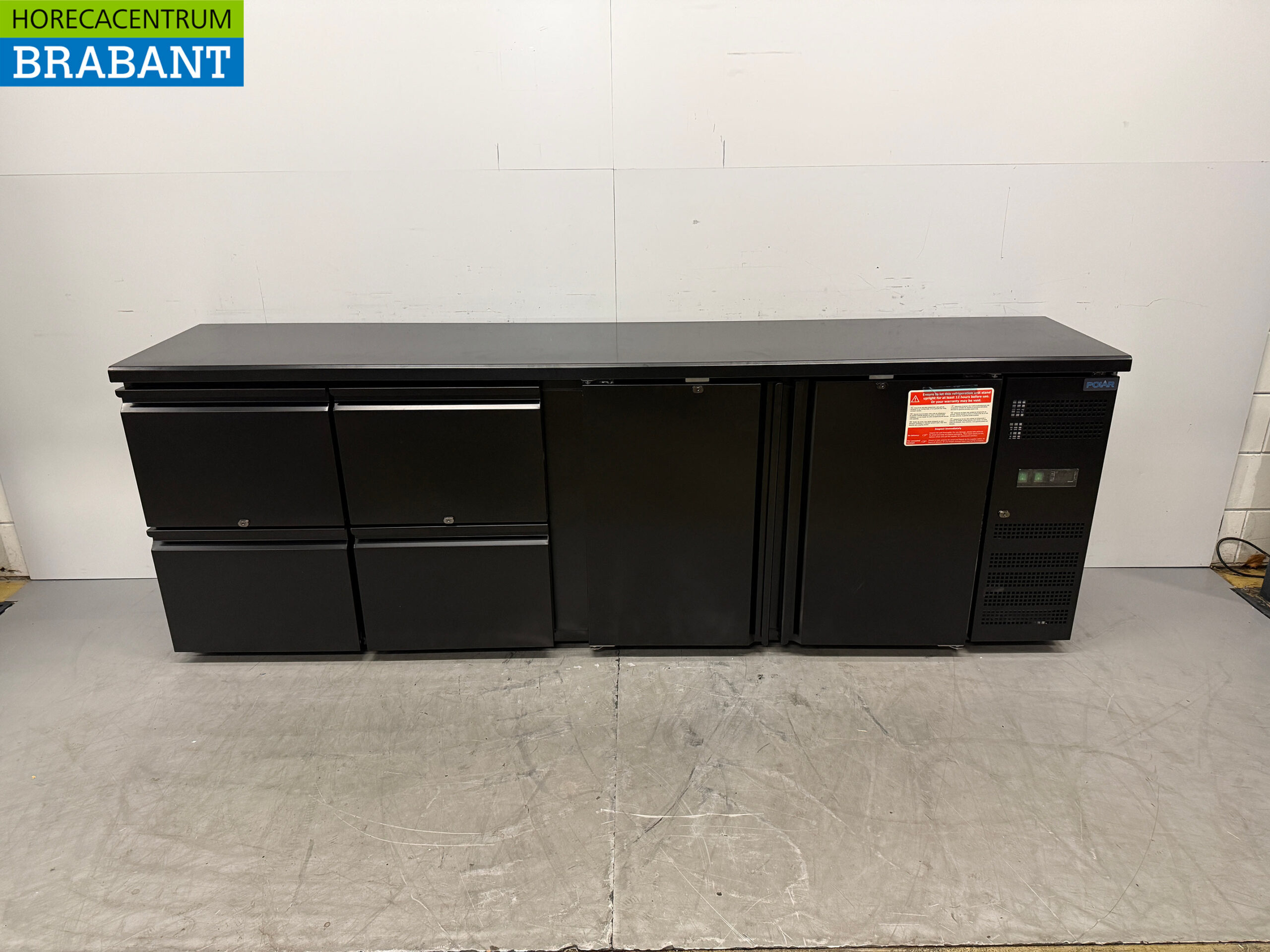 Polar Bar Kühlschrank 2 Türen und 4 Schubladen 254,2 cm 230V Horeca
