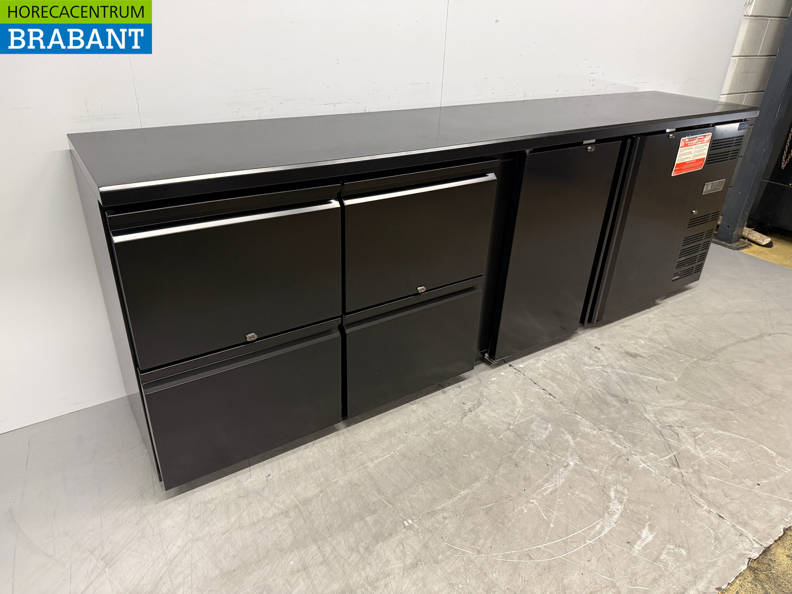 Polar Bar Kühlschrank 2 Türen und 4 Schubladen 254,2 cm 230V Horeca – Bild 3