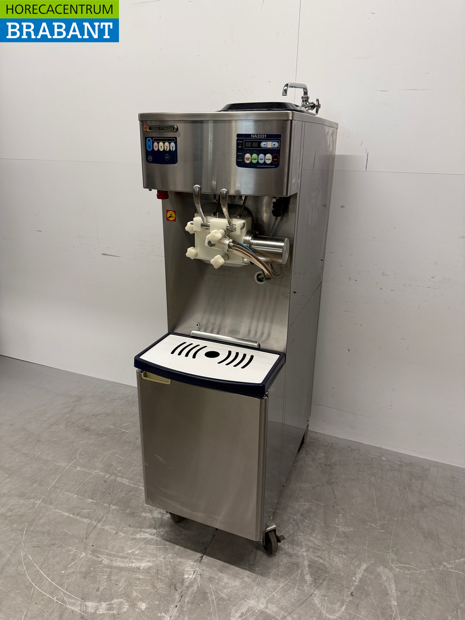 Edelstahl Nissei NA3331 Softeismaschine mit Milchshakefunktion 400V Catering – Bild 2