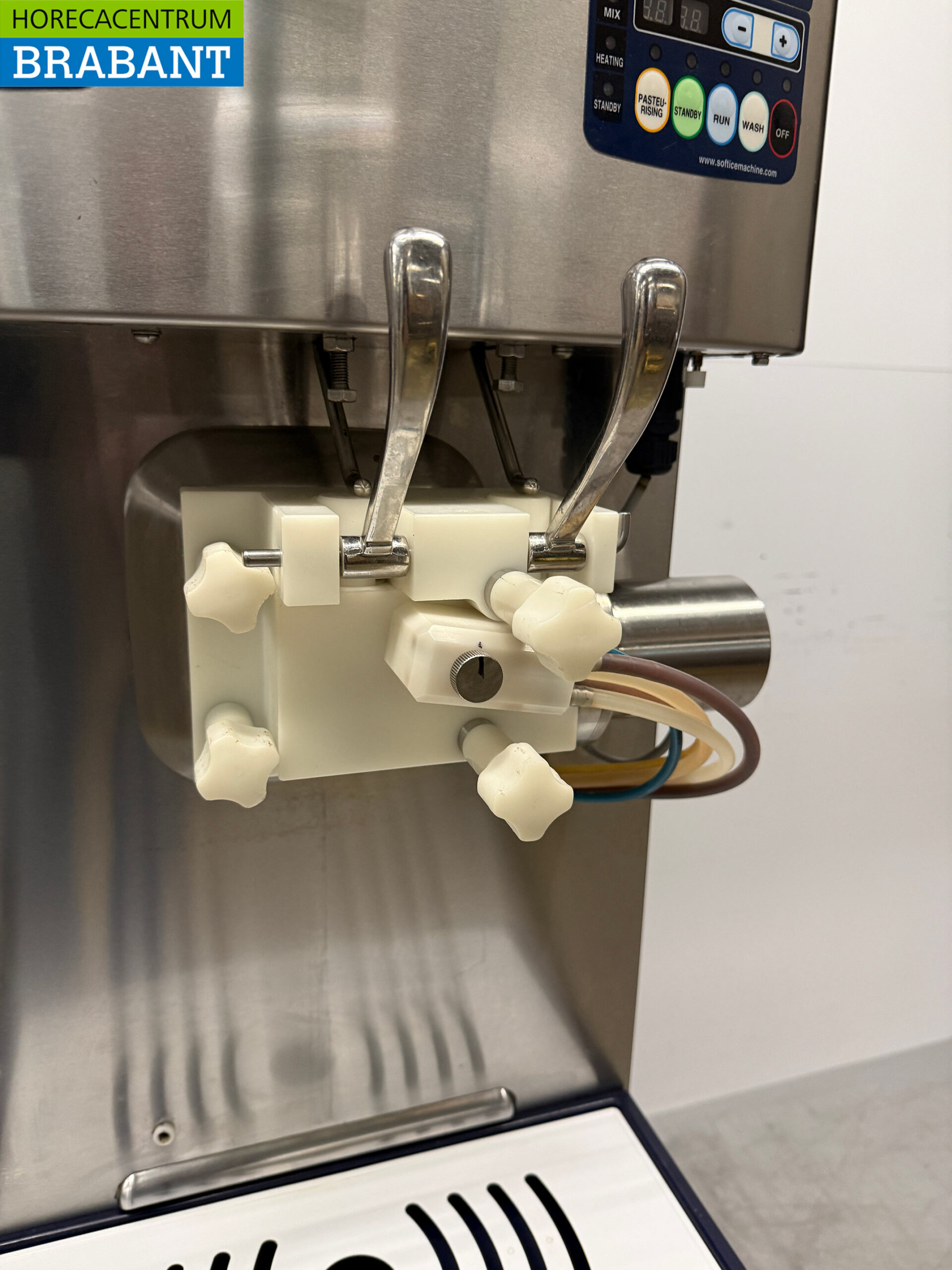 Edelstahl Nissei NA3331 Softeismaschine mit Milchshakefunktion 400V Catering – Bild 7