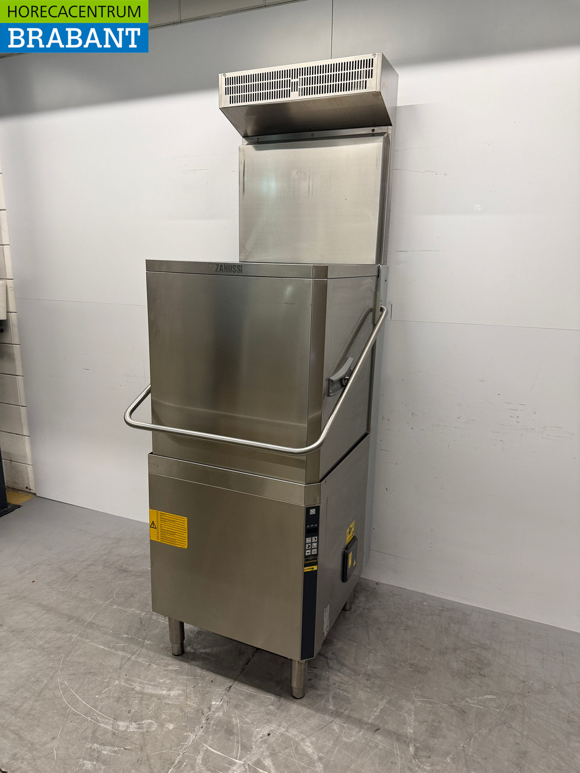 Zanussi Durchlaufgeschirrspüler aus Edelstahl mit Wärmerückgewinnung und Ablaufpumpe 400V Horeca – Bild 2