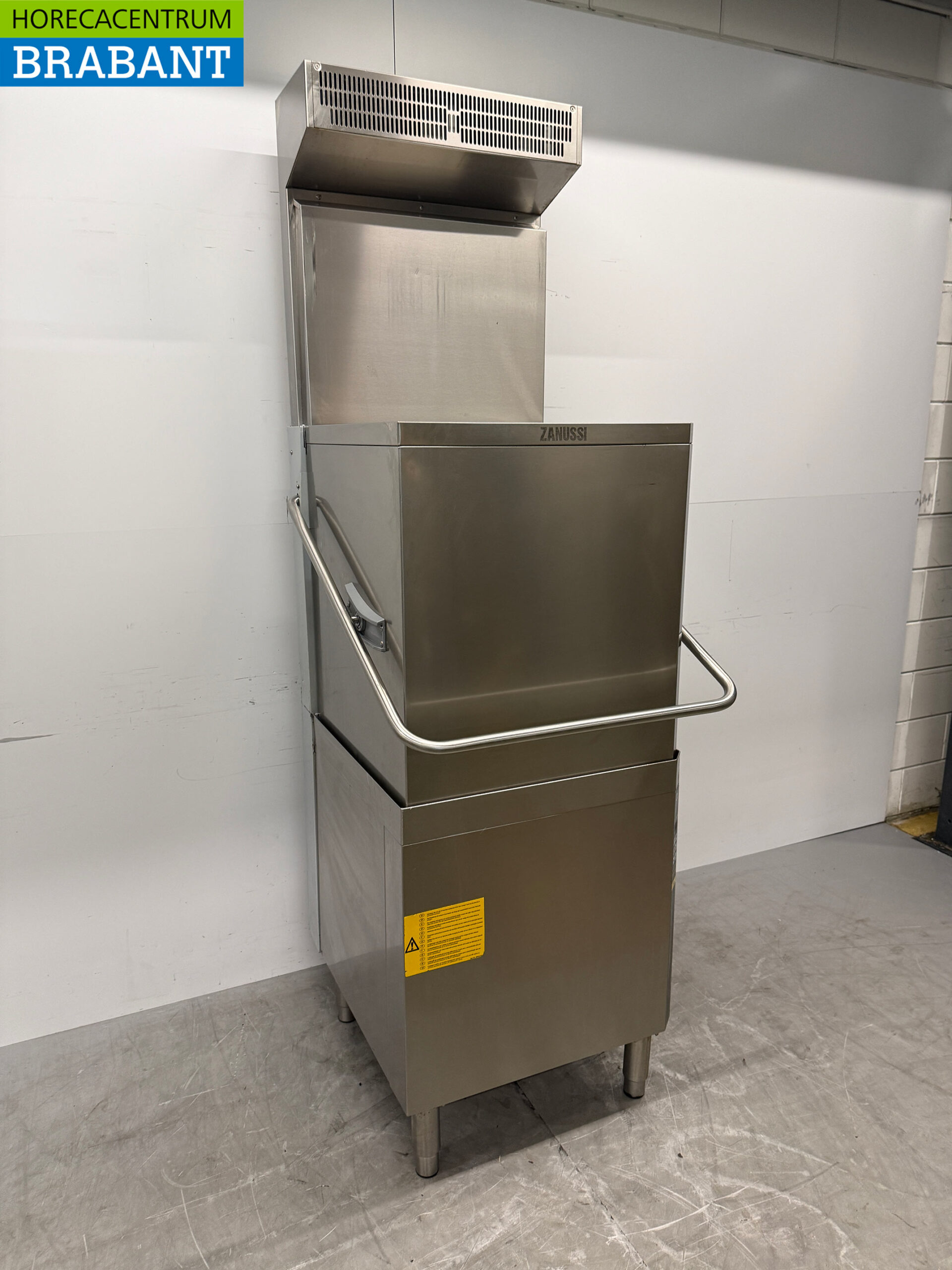 Zanussi Durchlaufgeschirrspüler aus Edelstahl mit Wärmerückgewinnung und Ablaufpumpe 400V Horeca – Bild 3