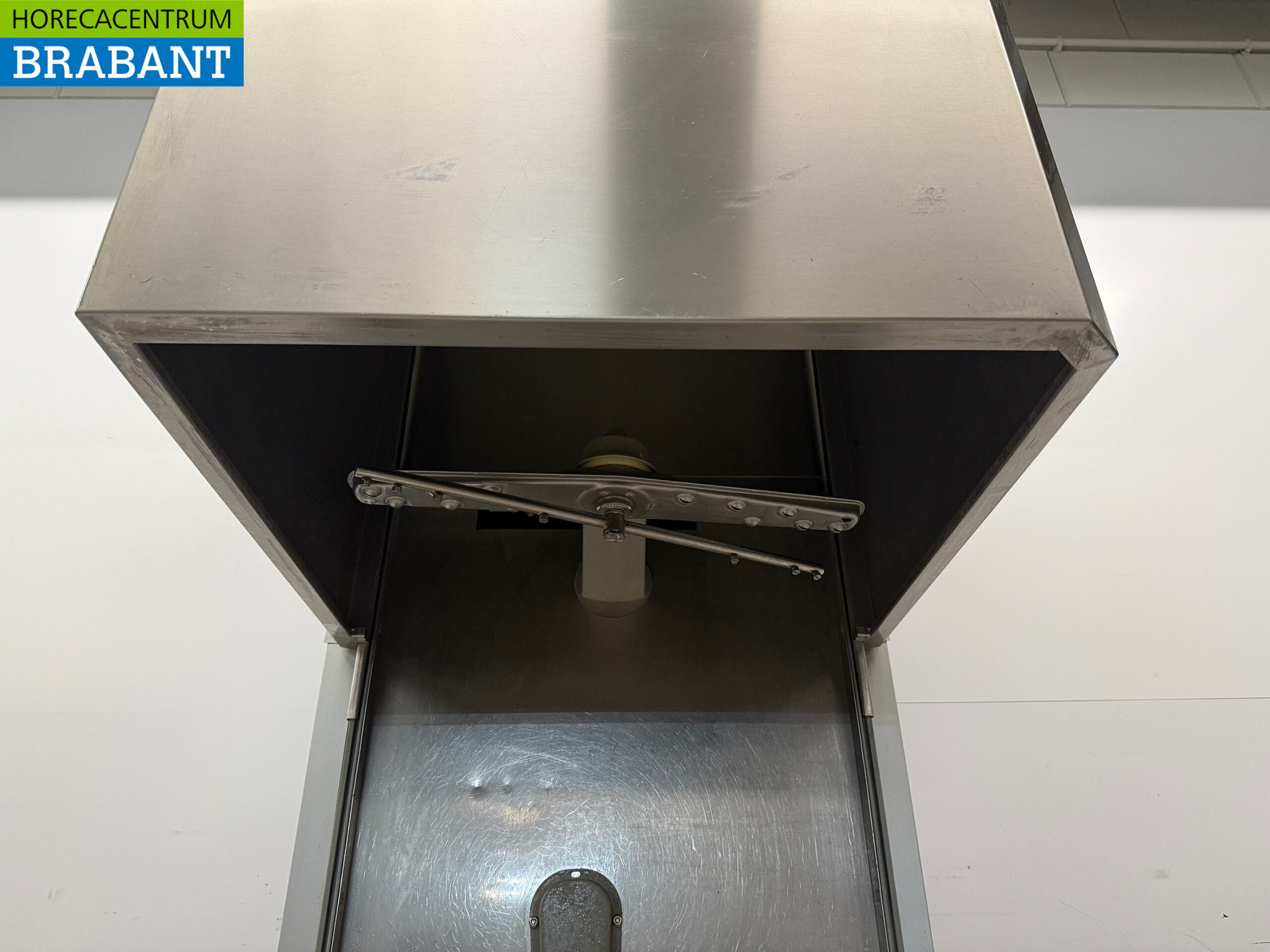 Zanussi Durchlaufgeschirrspüler aus Edelstahl mit Wärmerückgewinnung und Ablaufpumpe 400V Horeca – Bild 5
