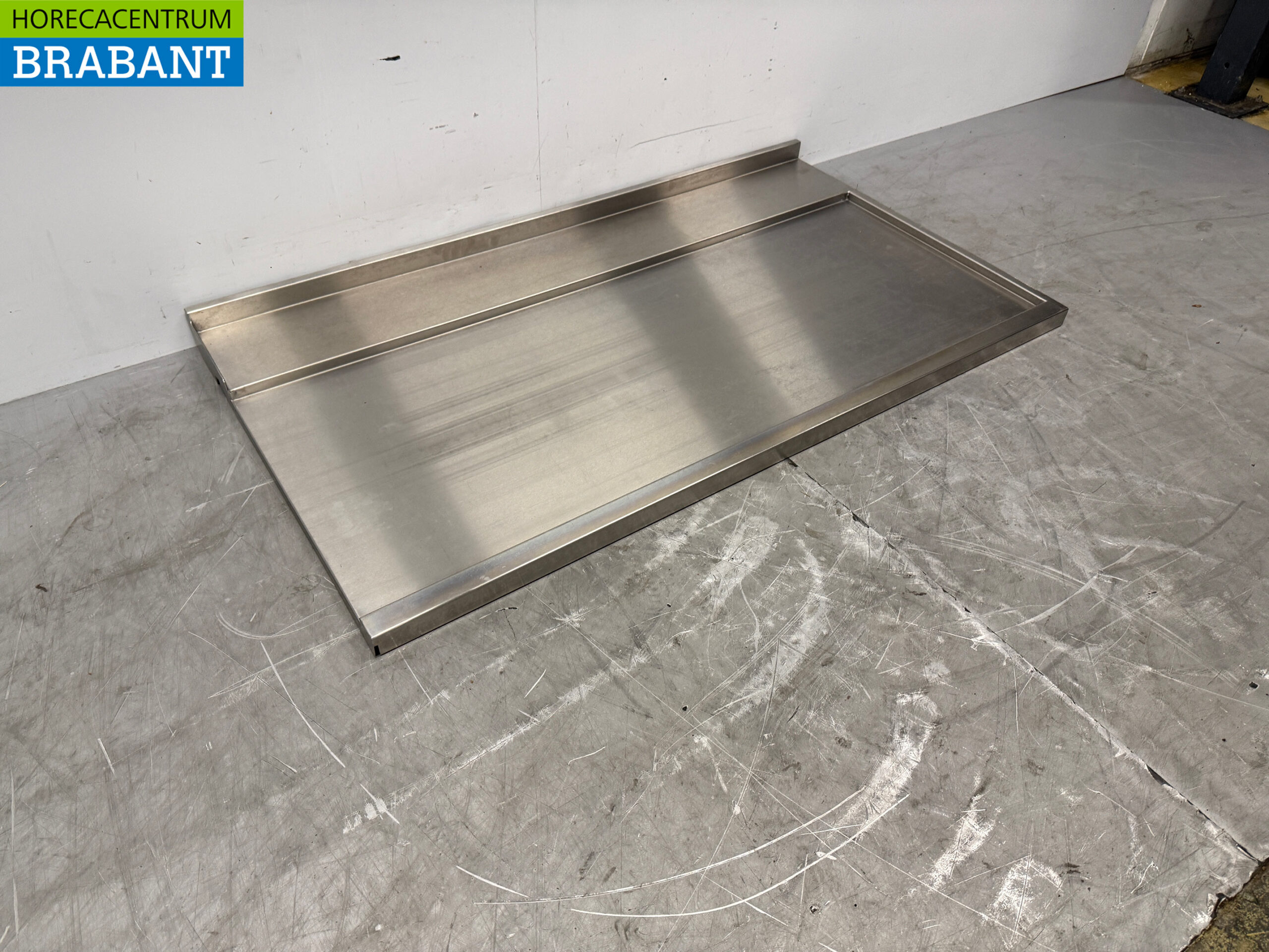 Abtropffläche aus Edelstahl für Durchschubspülmaschine 134,5 cm Horeca – Bild 3