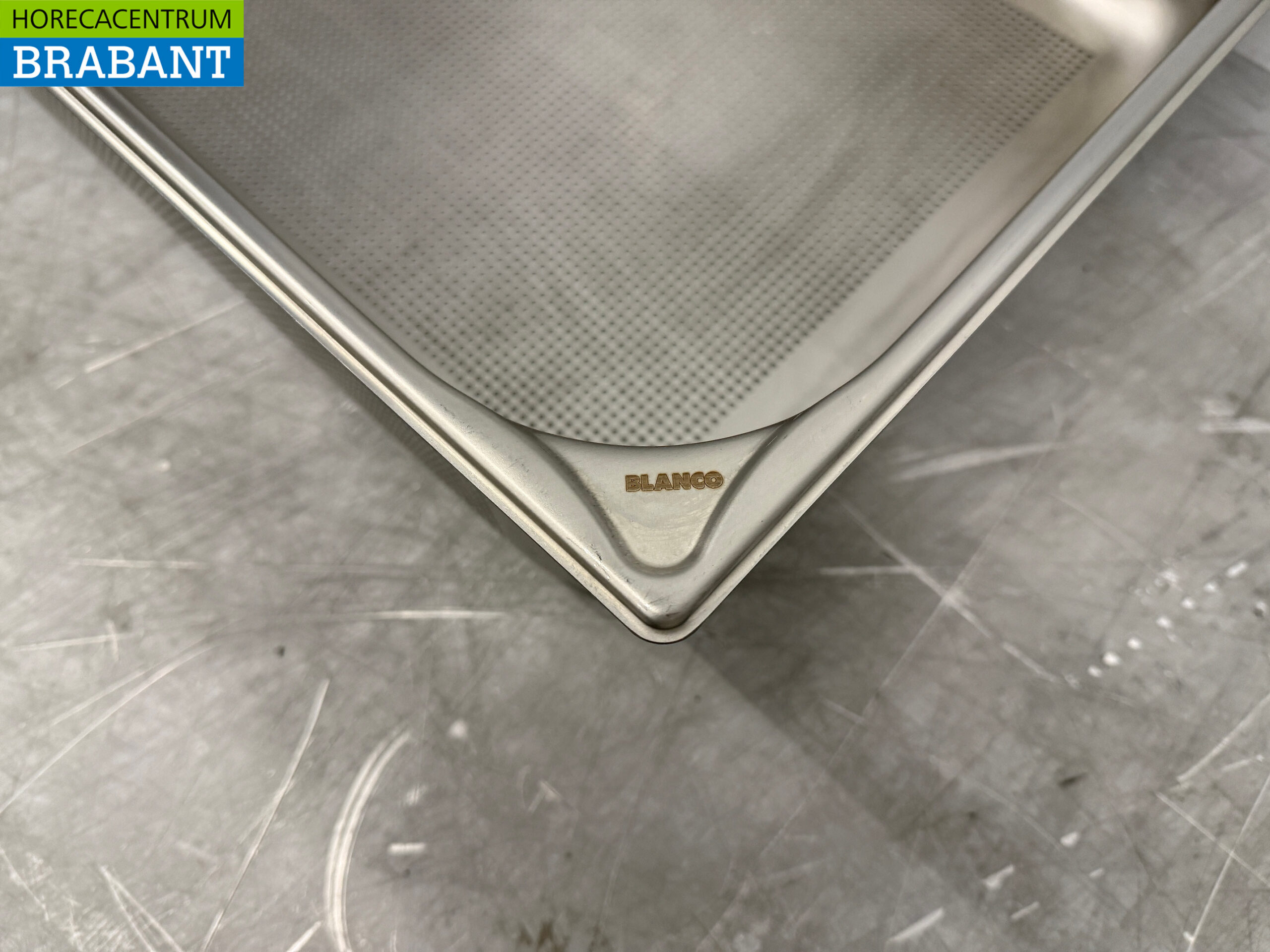 Edelstahl Blanco 2/1 GN - Gastronormtablett Gelocht 200 mm Catering – Bild 5