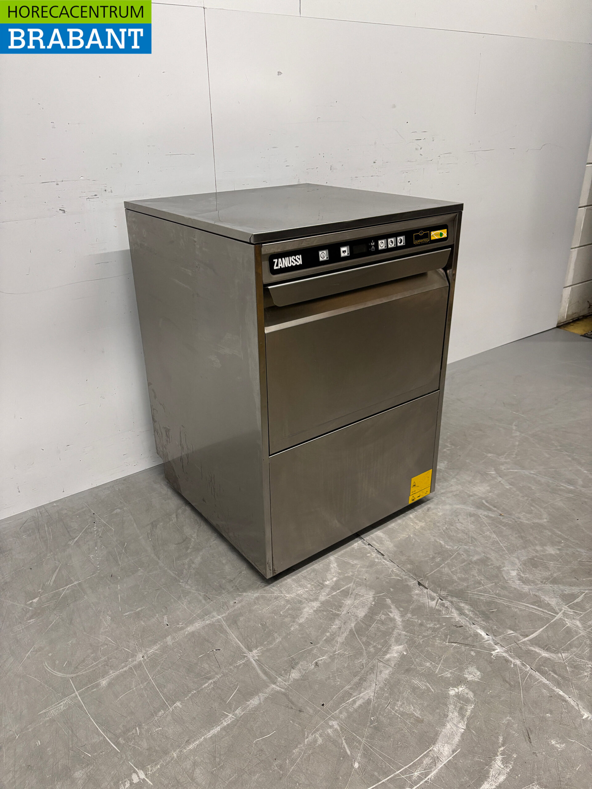 Zanussi Geschirrspüler aus Edelstahl mit Ablaufpumpe 400V Horeca – Bild 3