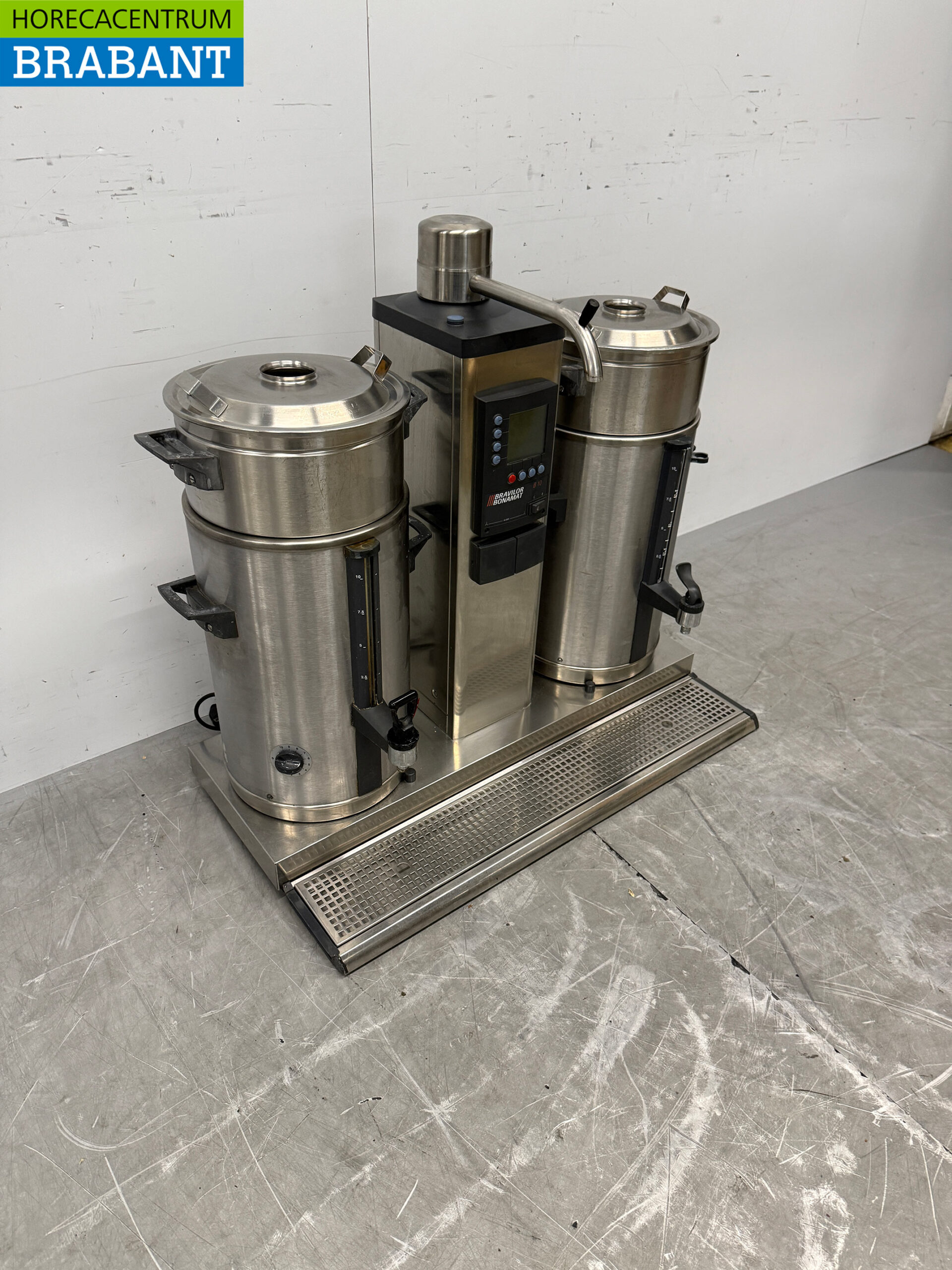 Bravilor Bonamat Percolator-Kaffeemaschine aus Edelstahl, 2 x 10 Liter, 400 V, Gastronomie – Bild 3
