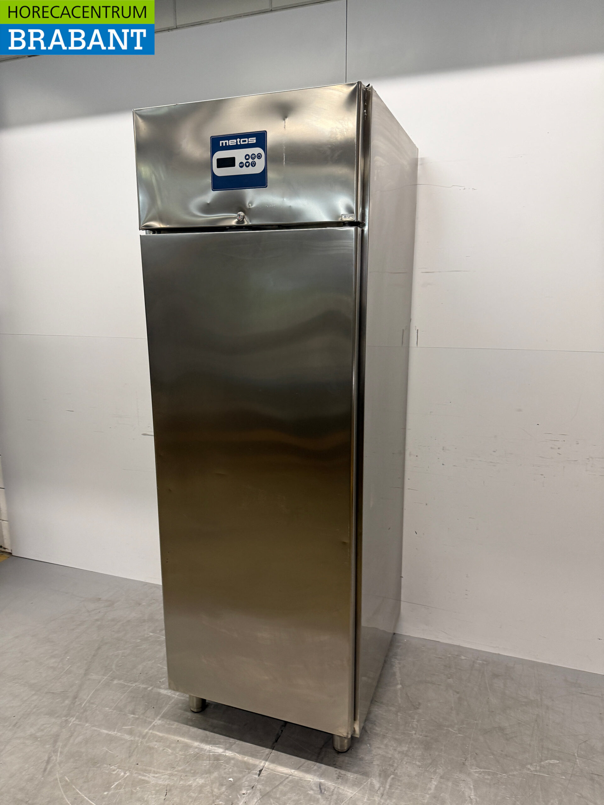 Metos-Gefrierschrank aus Edelstahl, 700 Liter, 230 V, Gastronomie – Bild 2
