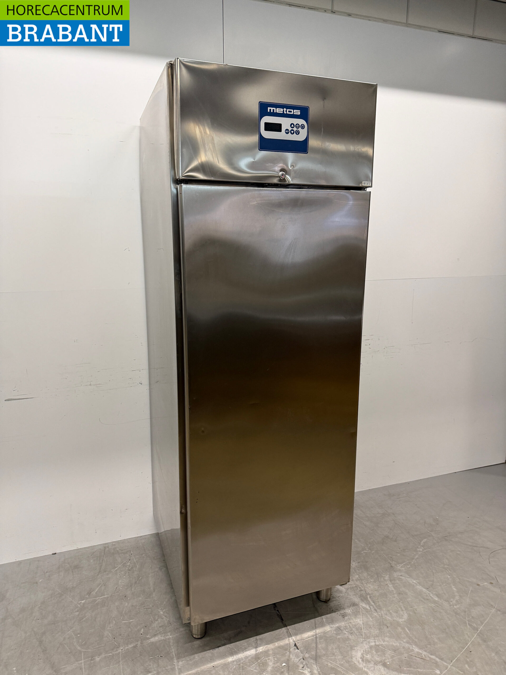 Metos-Gefrierschrank aus Edelstahl, 700 Liter, 230 V, Gastronomie – Bild 3