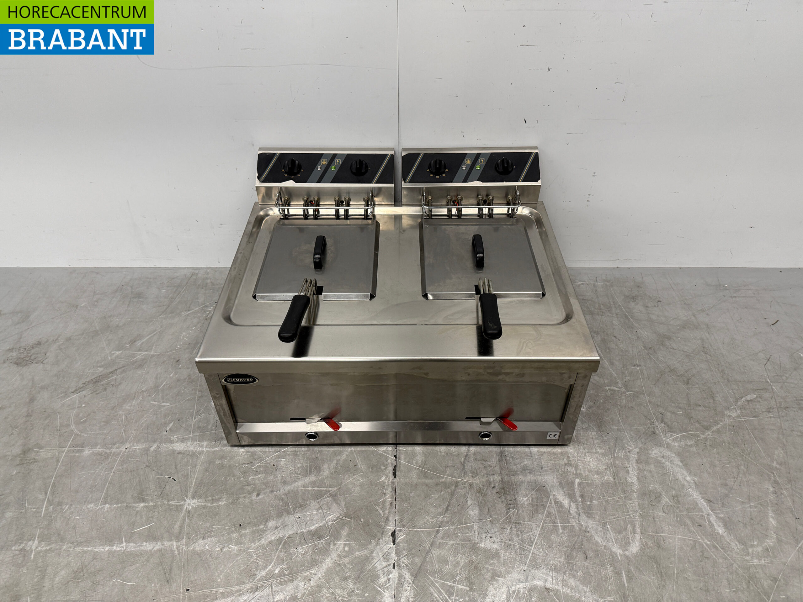 Forved Doppel-Fritteuse aus Edelstahl 2 x 12 Liter 2 x 400V Horeca