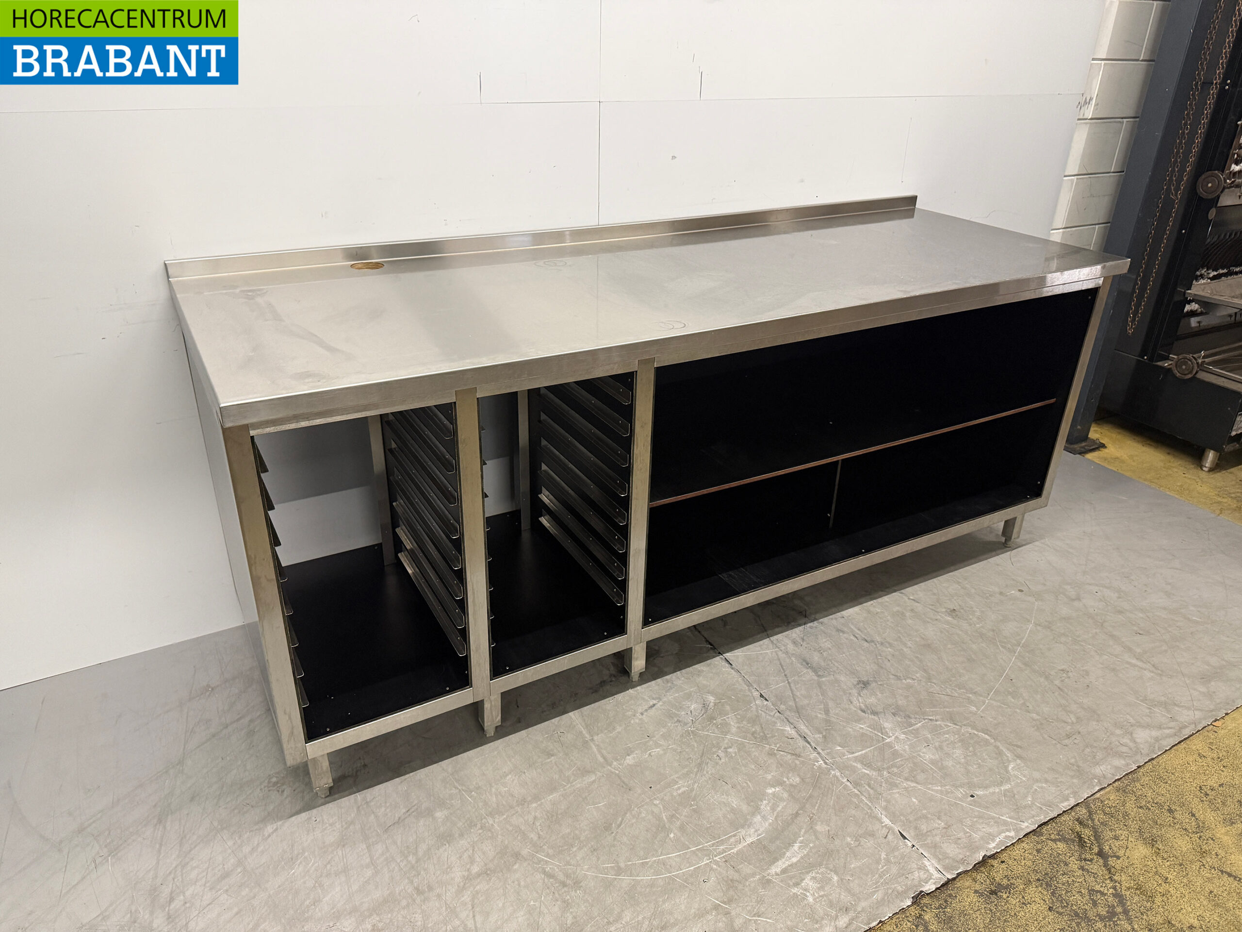 Edelstahl-Arbeitstisch mit Regal für 1/1 GN, 230 x 80 x 95,5 cm, Gastronomie – Bild 2