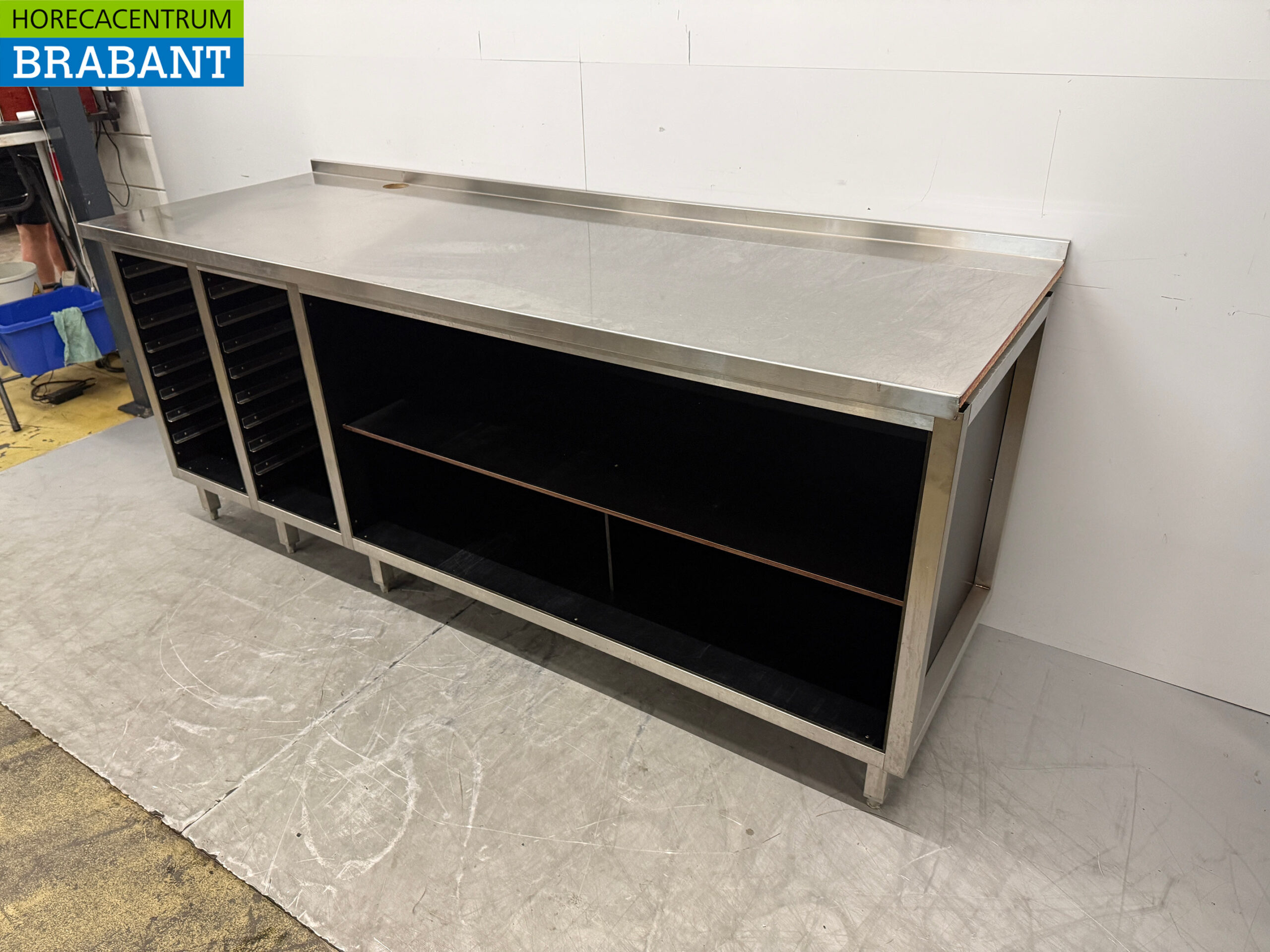 Edelstahl-Arbeitstisch mit Regal für 1/1 GN, 230 x 80 x 95,5 cm, Gastronomie – Bild 3