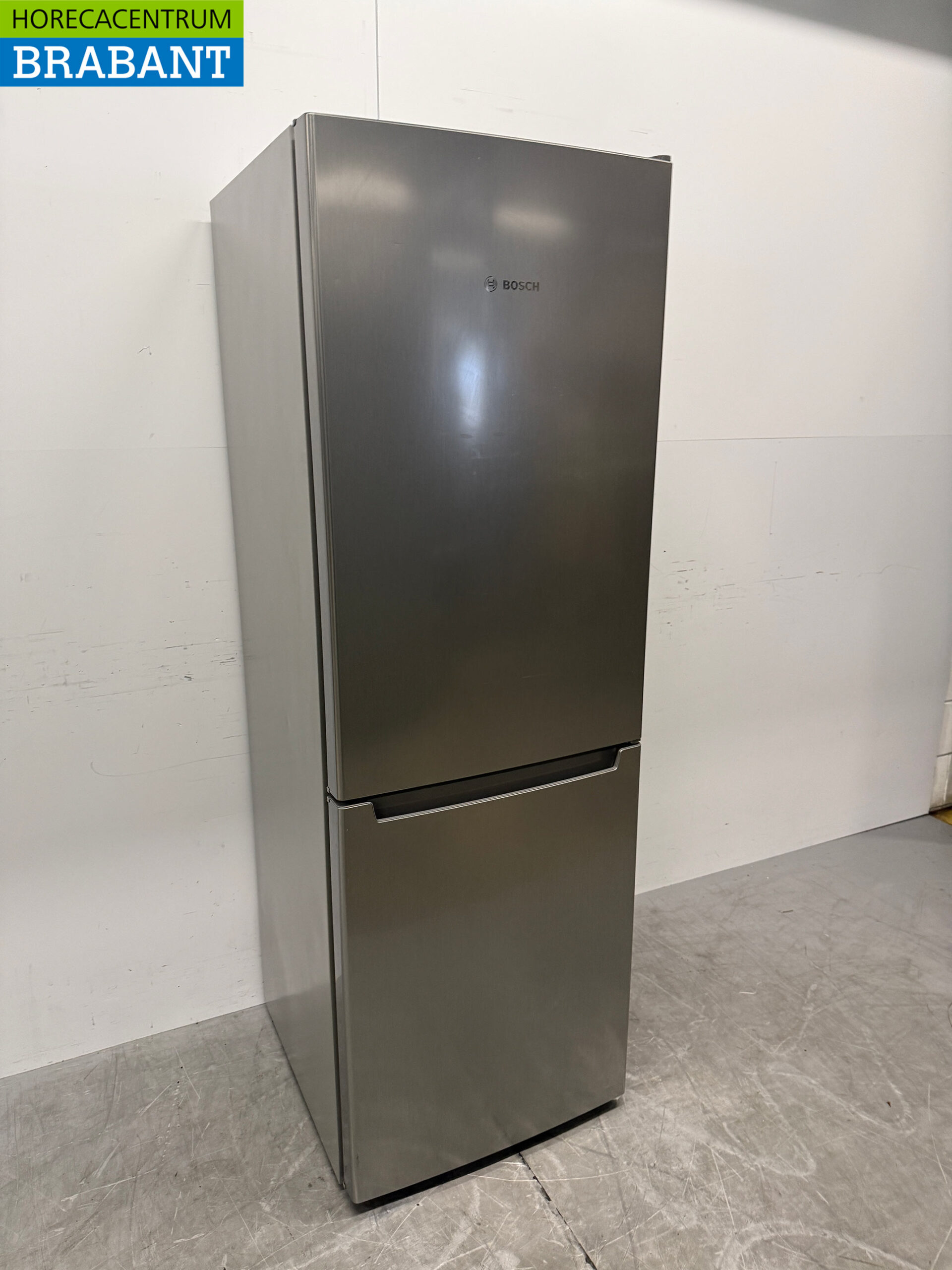 Bosch Kühl-Gefrierkombination, 306 Liter, 230 V, Gastronomie – Bild 3