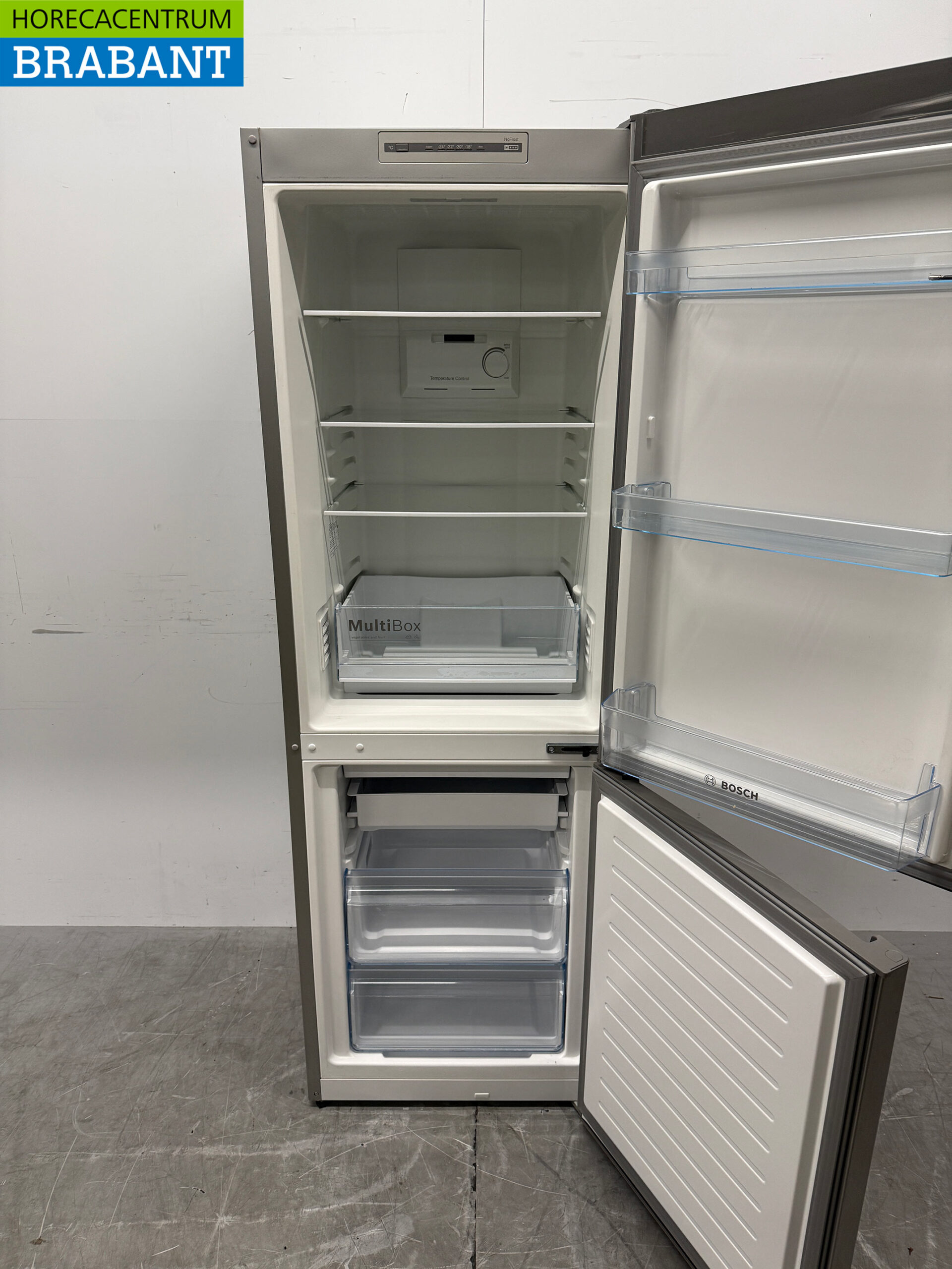 Bosch Kühl-Gefrierkombination, 306 Liter, 230 V, Gastronomie – Bild 4