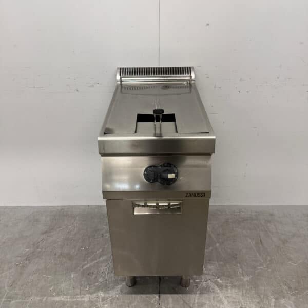 Zanussi-Fritteuse aus Edelstahl, 15 Liter, Gasbetrieb, Gastronomie