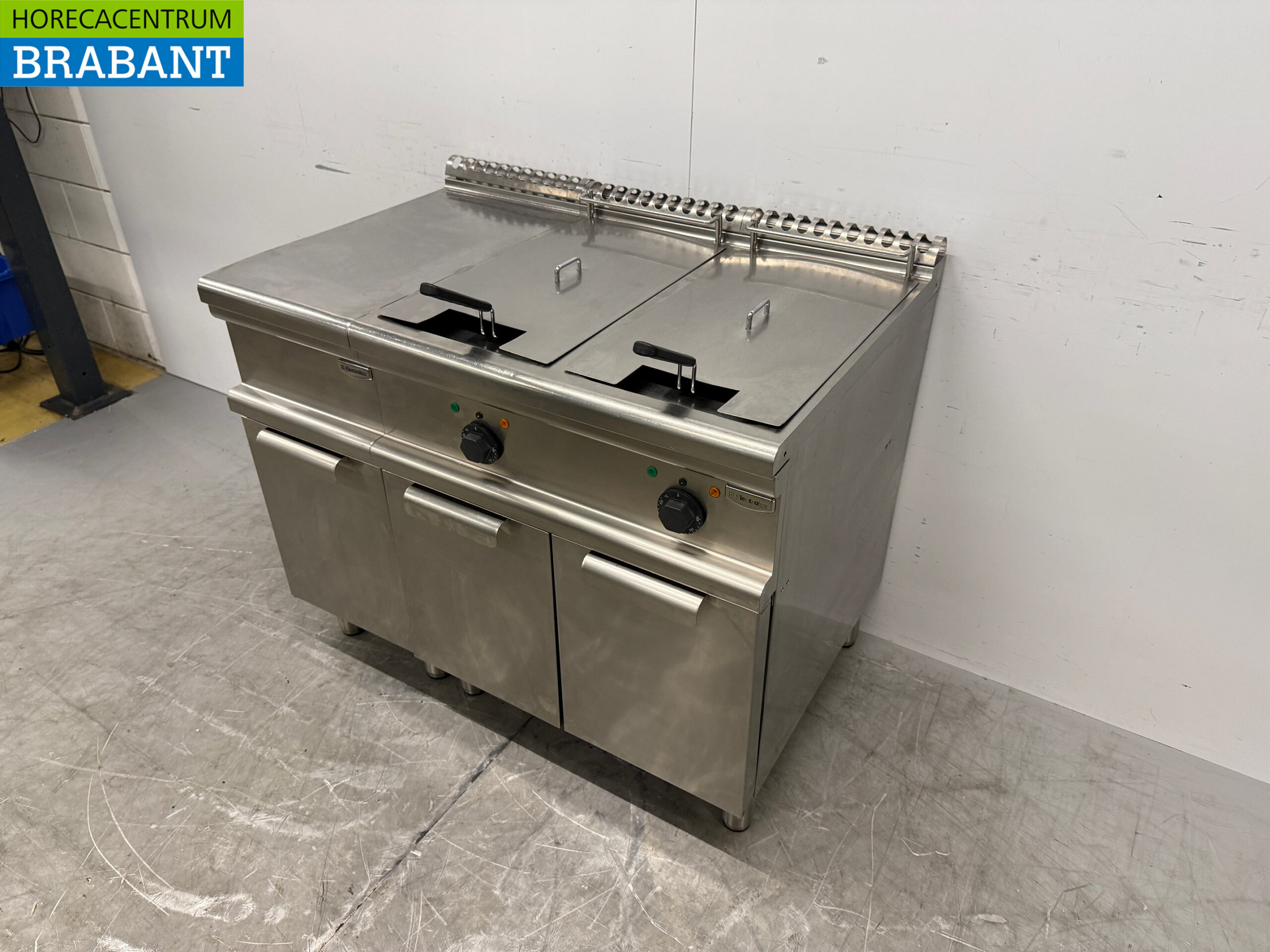 Electrolux Doppelfritteuse aus Edelstahl 2 x 15 Liter 400V Catering – Bild 2