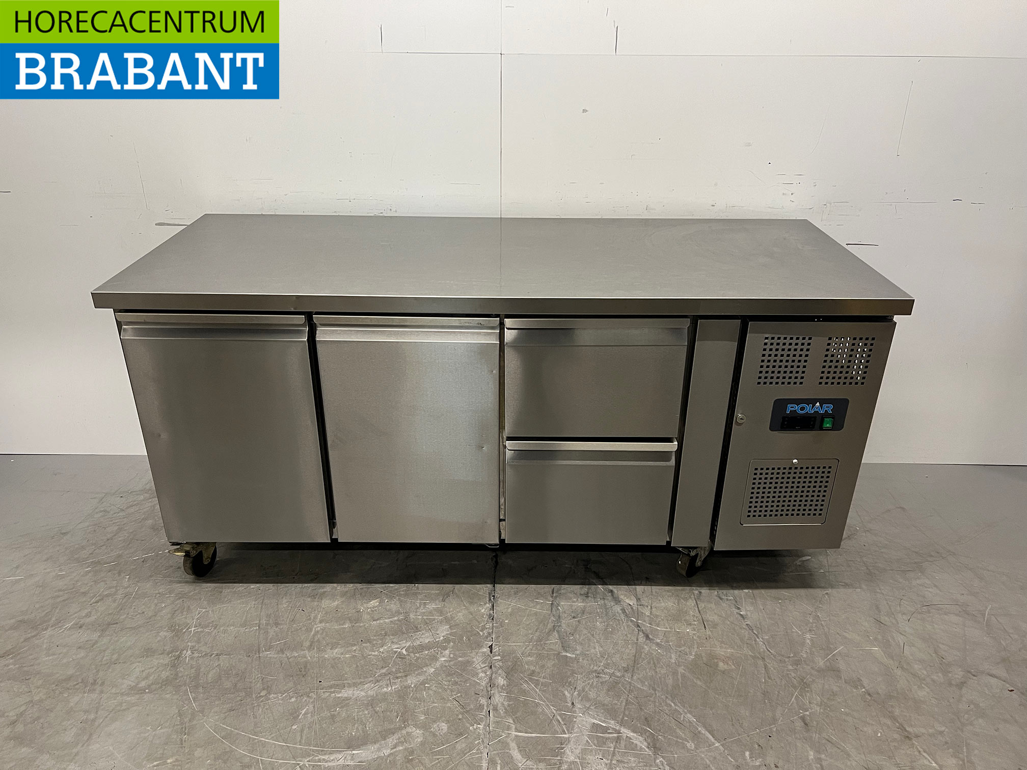 Edelstahl-Kühlwerkbank „Polar“ auf Rollen, 2 Türen und 2 Schubladen, 179,5 cm, 230 V, Gastronomie