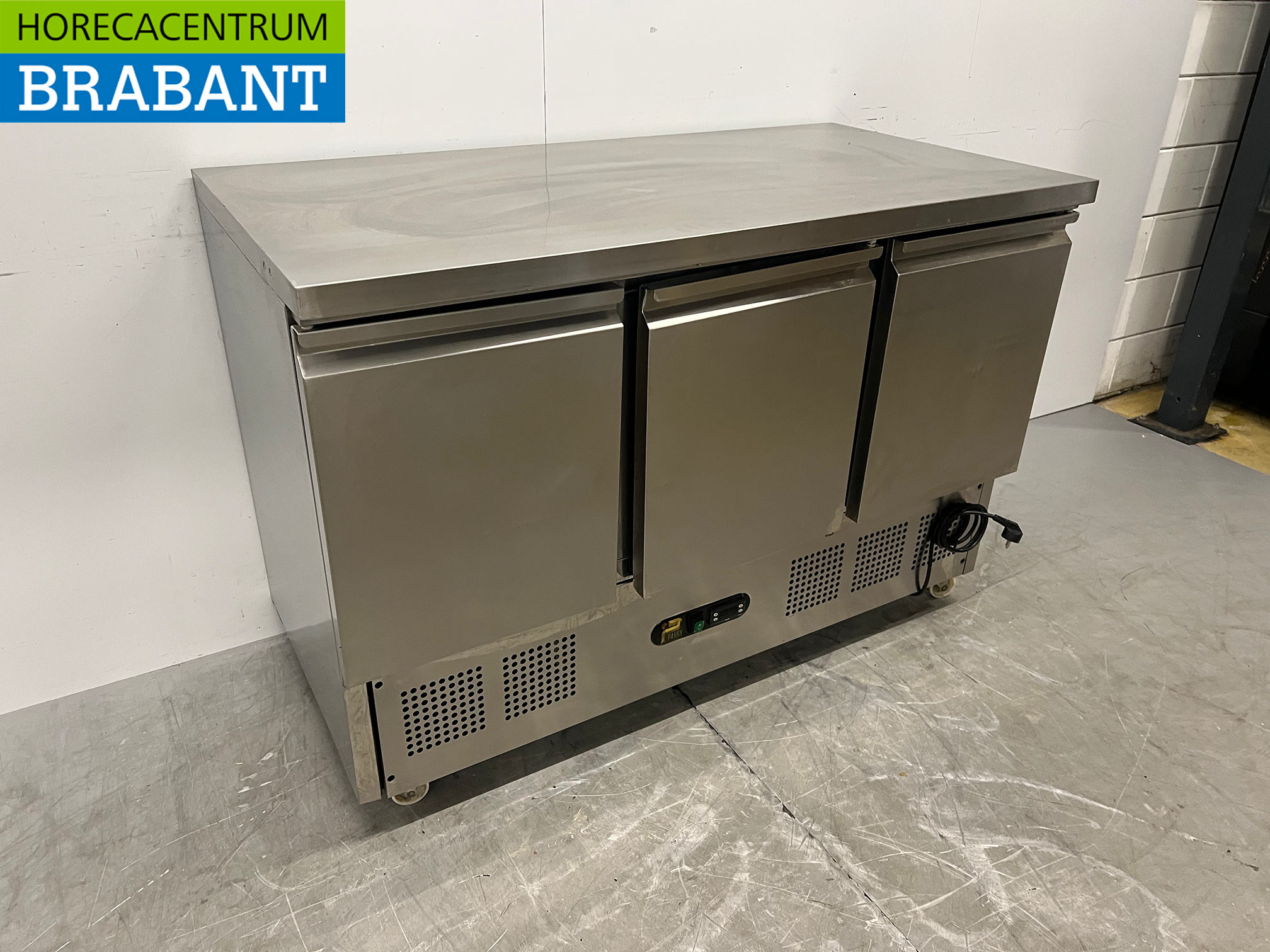 Parry-Kühlarbeitsbank aus Edelstahl, fahrbar, 3 Türen, 137 cm, 230 V, Gastronomie – Bild 3