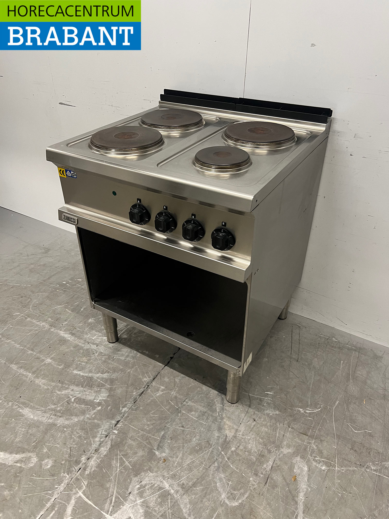 Zanussi-Elektroherd aus Edelstahl mit 4 Kochstellen, 70 cm, 400 V, für die Gastronomie – Bild 2