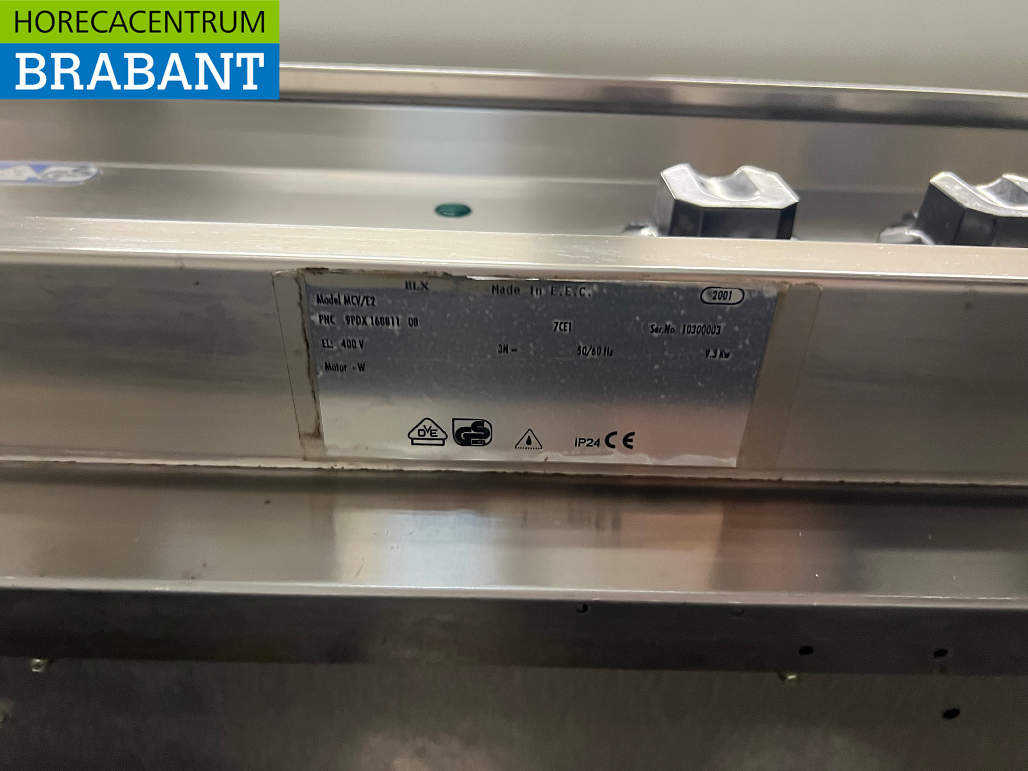 Zanussi-Elektroherd aus Edelstahl mit 4 Kochstellen, 70 cm, 400 V, für die Gastronomie – Bild 5