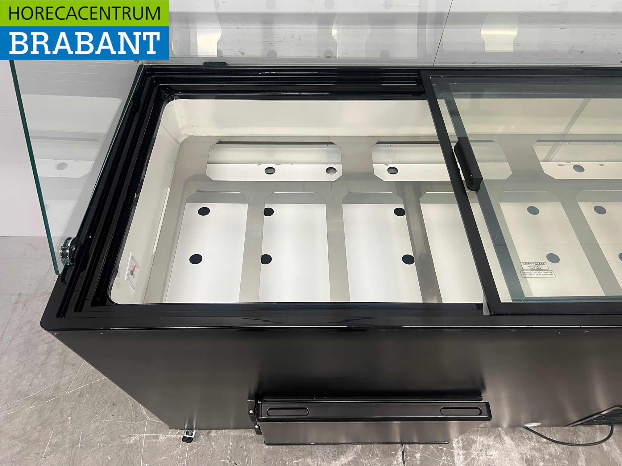 Mobile Combisteel Teneriffa Schaufel-Eisvitrine 10 Fächer 230V Horeca – Bild 5