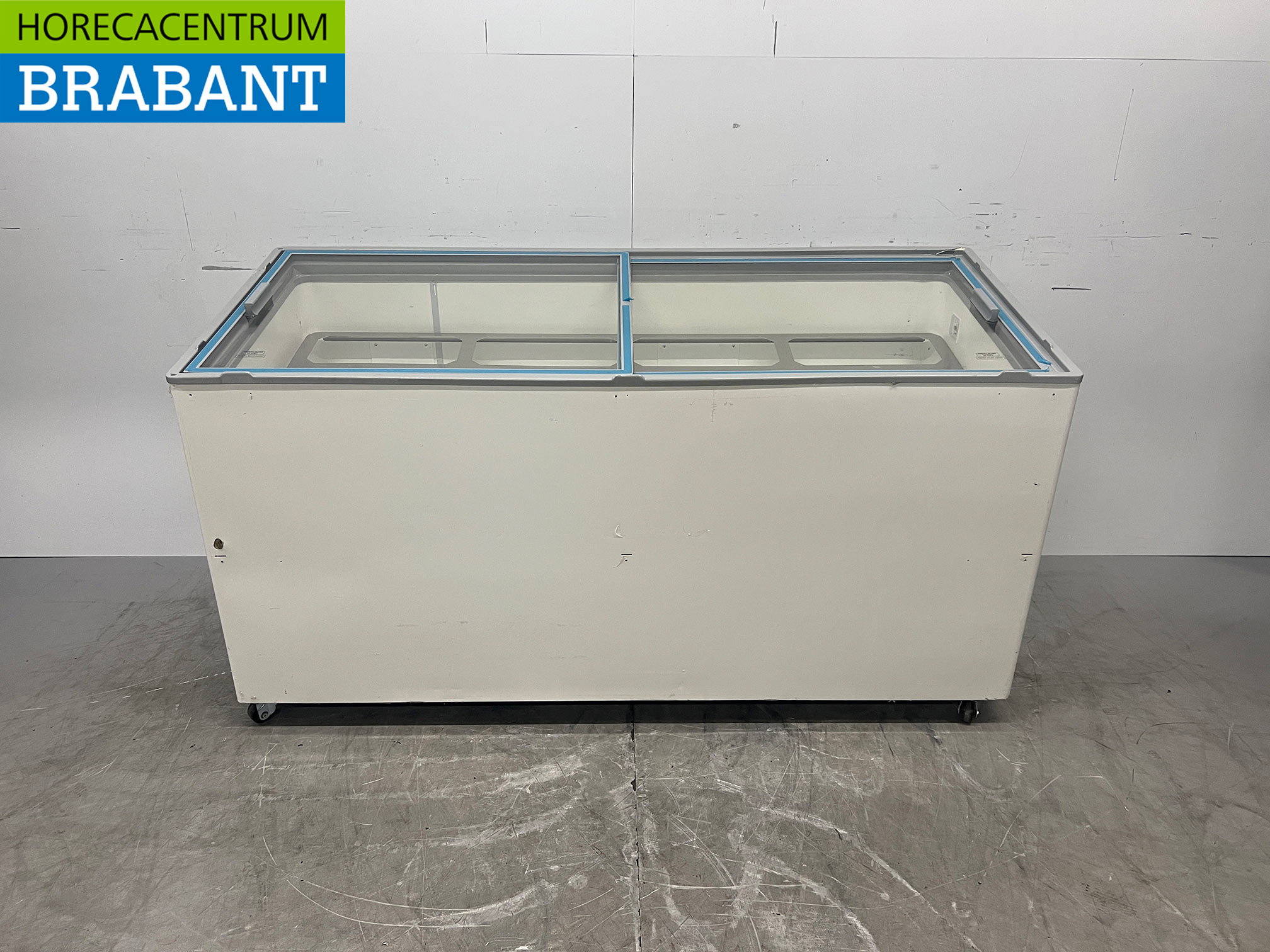 Mobile Combisteel Cuba Scoop Eiscreme Vitrine 13 Fächer 230V Horeca