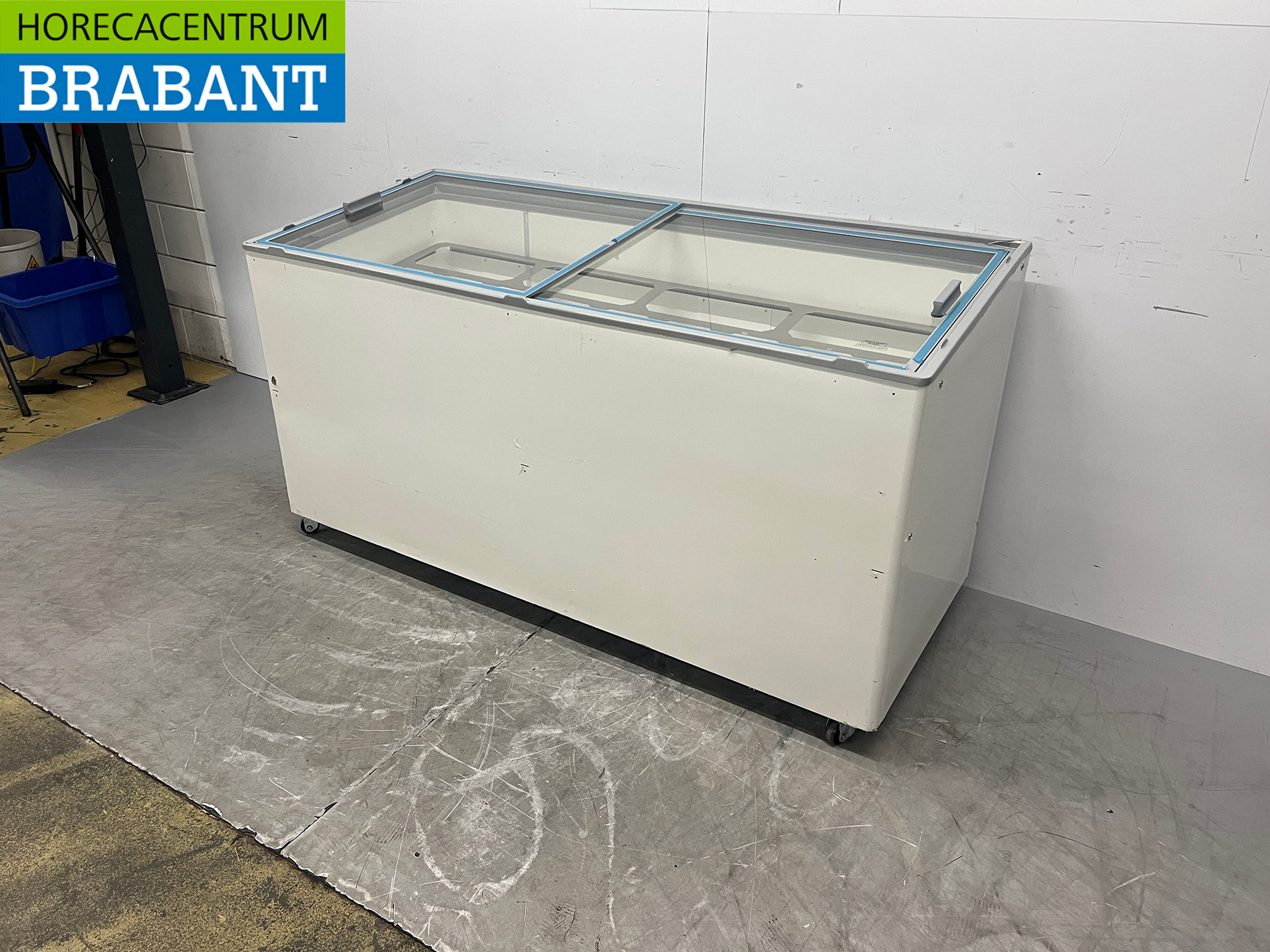 Mobile Combisteel Cuba Scoop Eiscreme Vitrine 13 Fächer 230V Horeca – Bild 2