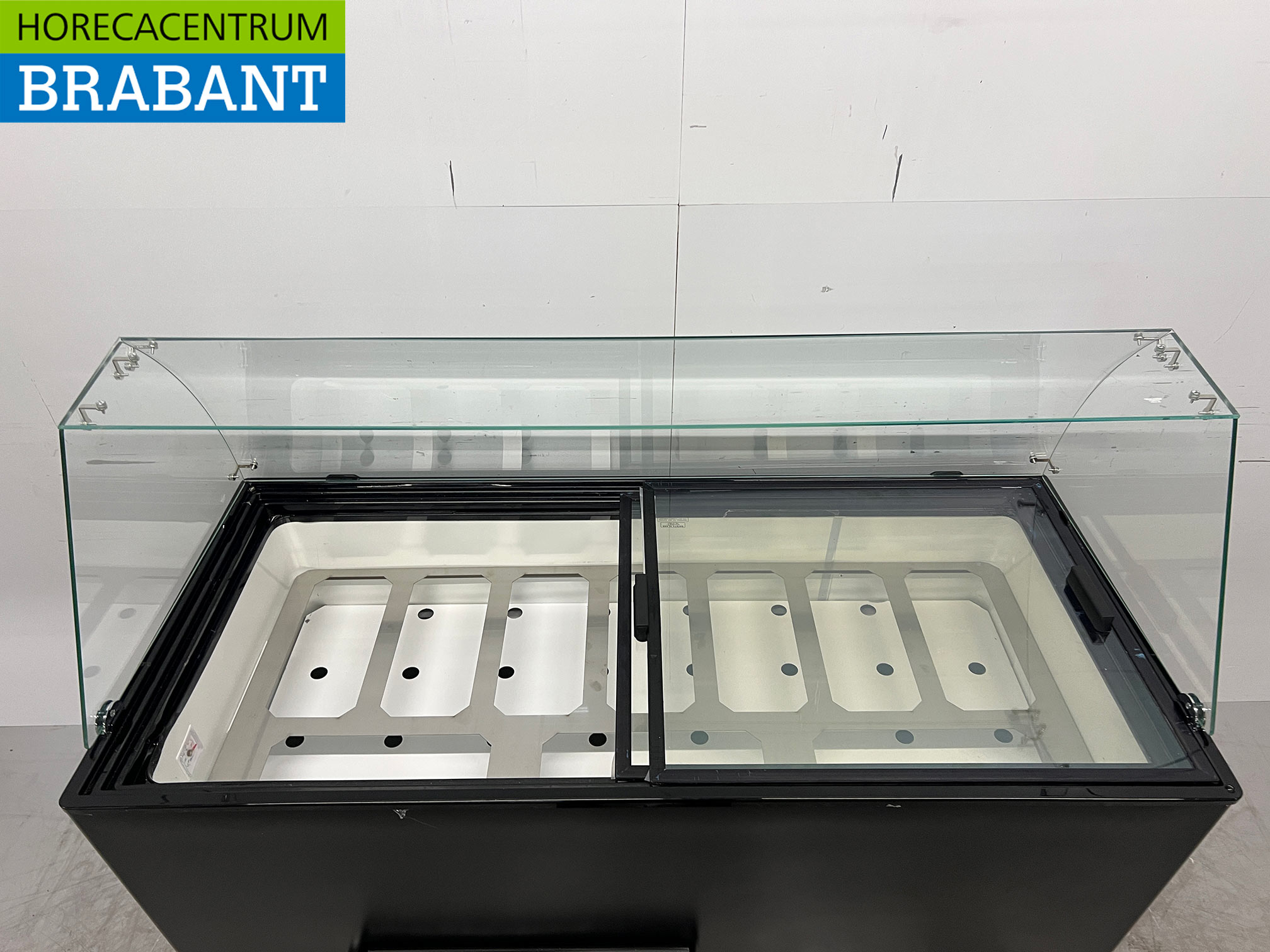 Mobile Combisteel Teneriffa Schaufel-Eisvitrine 10 Fächer 230V Horeca – Bild 5