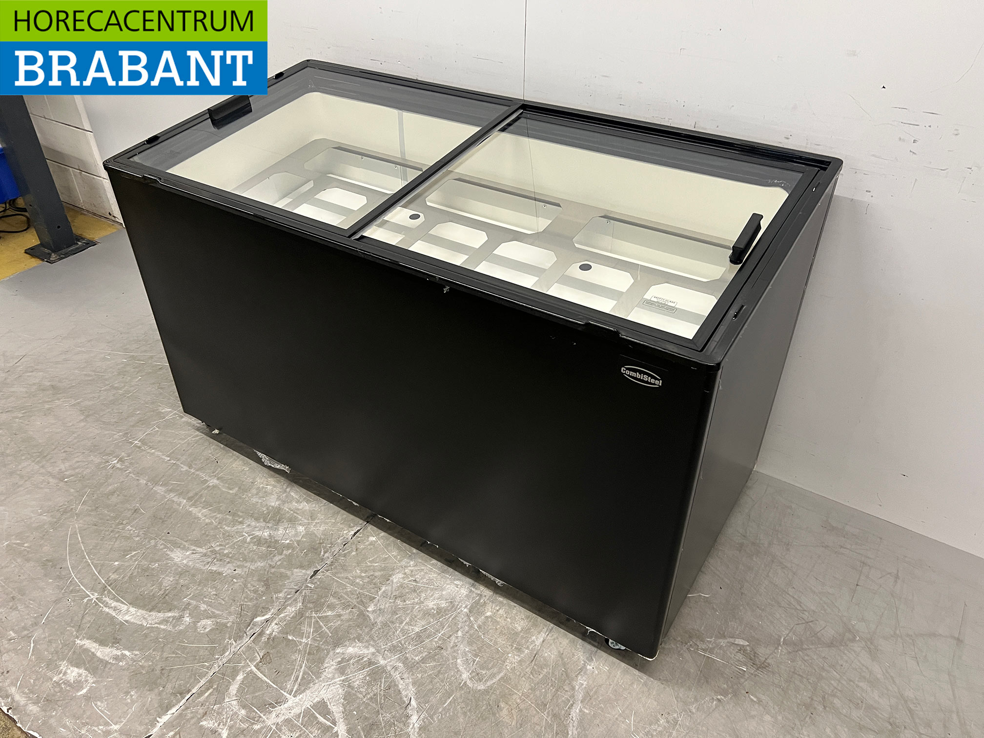 Mobile Combisteel Teneriffa Schaufel-Eisvitrine 10 Fächer 230V Horeca – Bild 2