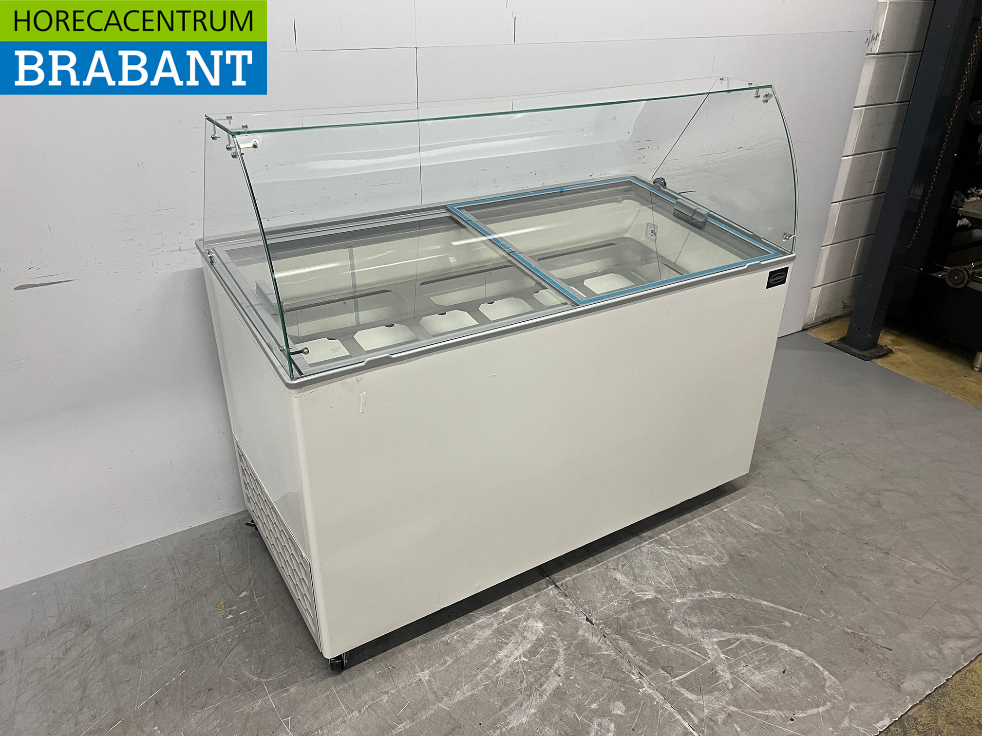 Mobile Combisteel Teneriffa Schaufel-Eisvitrine 10 Fächer 230V Horeca – Bild 3