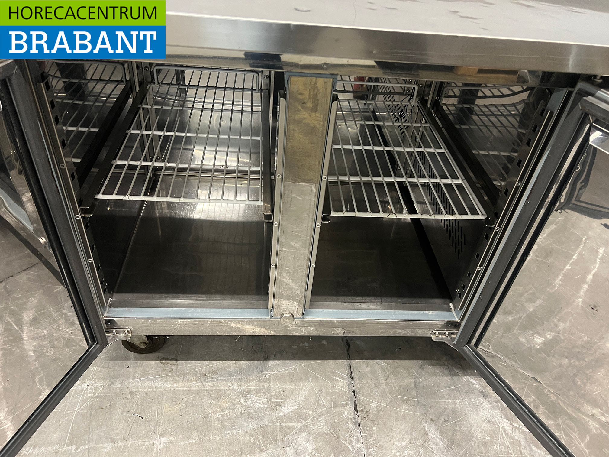 Edelstahl-Gefriertisch „Polar“ auf Rollen, 136 cm, 230 V, Gastronomie – Bild 4