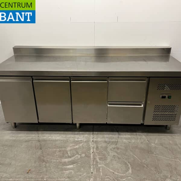 Gekühlte Werkbank aus Edelstahl 3 Türen und 2 Schubladen 223 cm 230V Horeca