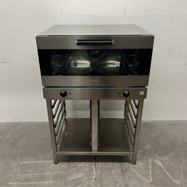Smeg-Heißluftbackofen aus Edelstahl, 3 x 1/1 GN oder 60 x 40 cm, 400 V, Gastronomie