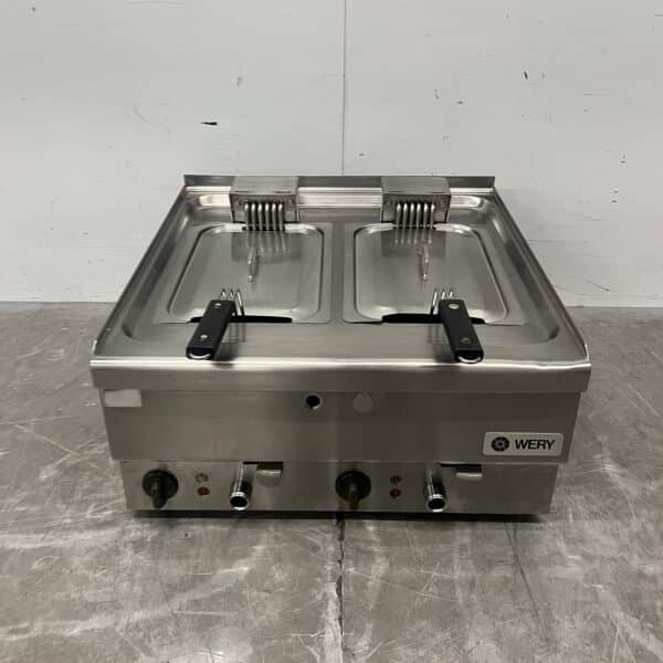 Edelstahl-Fritteuse „Wery“ mit zwei Frittierbehältern, je 8 Liter, 400 V, für die Gastronomie