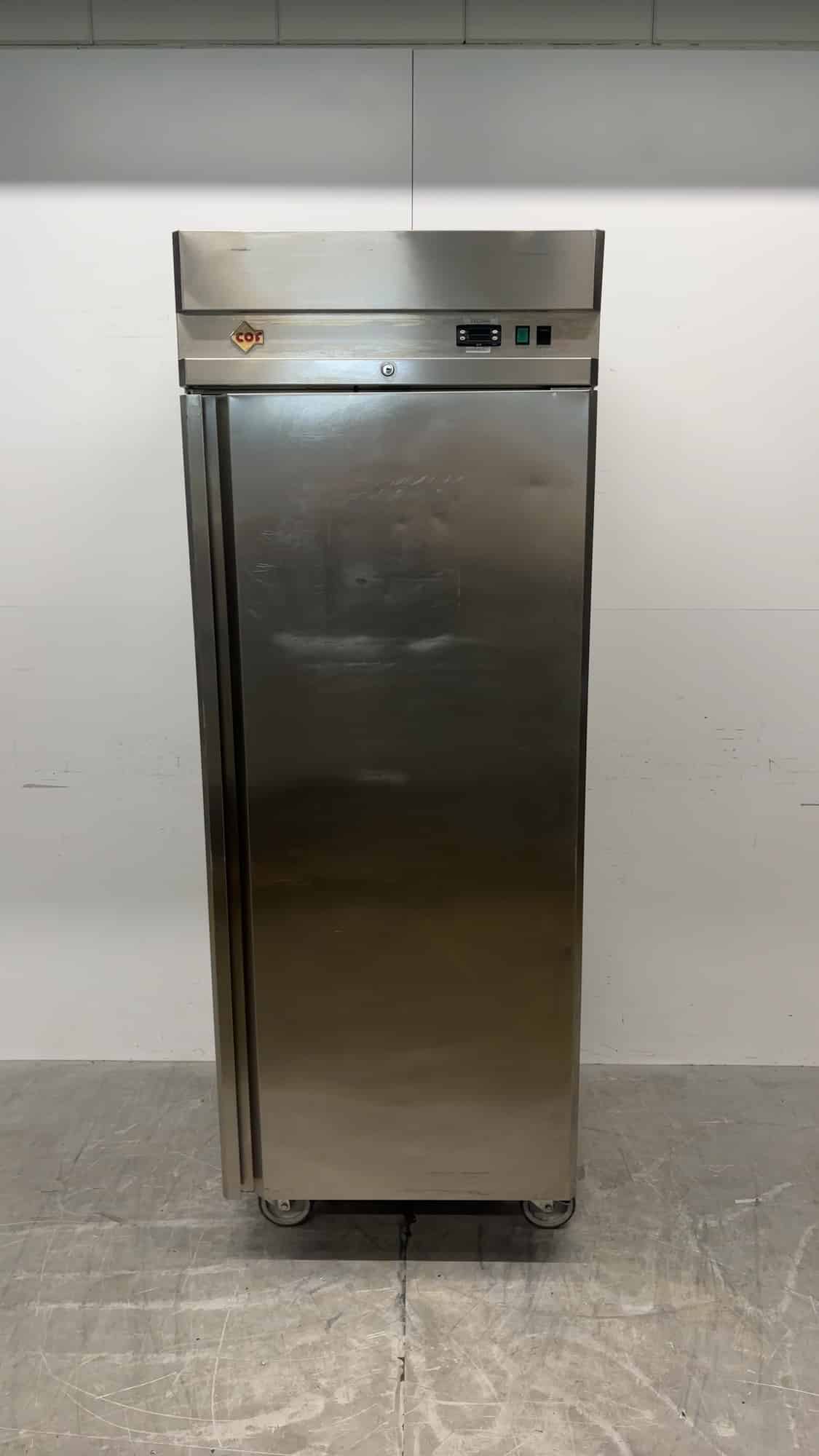 Edelstahl-Kühlschrank COR GN 650VP, 460 Liter, 230 V, Gastronomie